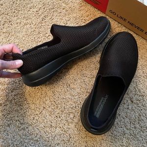 Skechers GO Walk Joy shoes